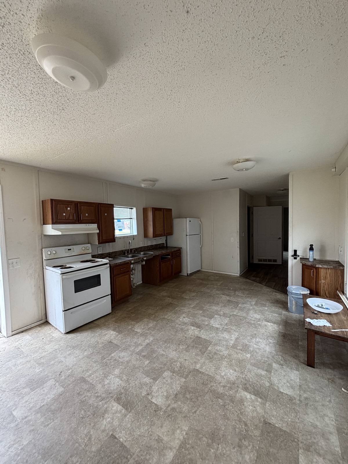 14 x 57 2 Beds 1 Bath Used Home